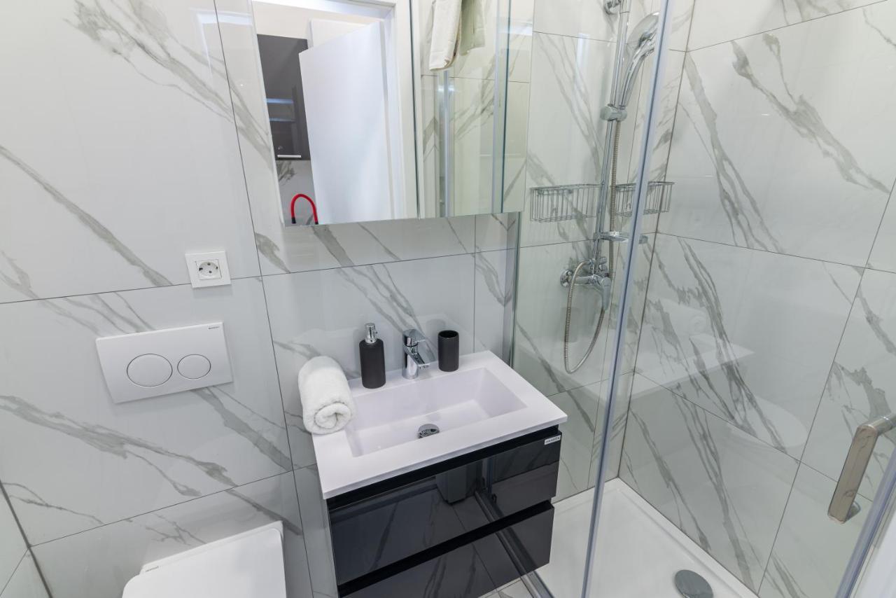 Apartments & Rooms Six Ριέκα Εξωτερικό φωτογραφία